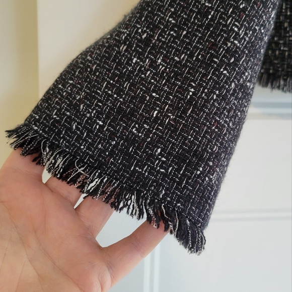 Blazer - Picture 3 of 3